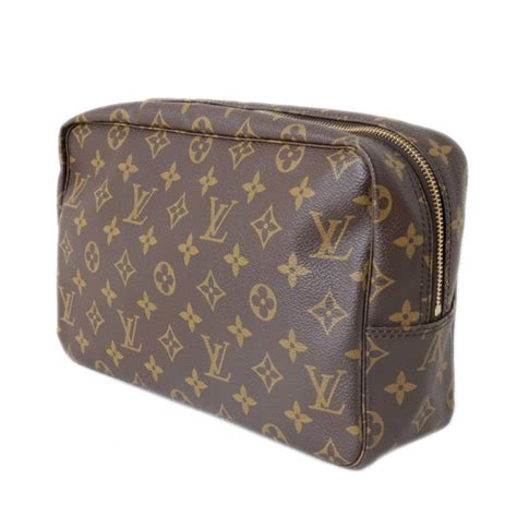 louis vuitton truth makeup pouch|louis vuitton toiletry hard case.